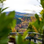 Sloneczny Chelm - W Gorach, Prywatna Sauna Jacuzzi Balia W Cenie, Spa, Grill, Stok Narciarski Myslenice, Sciezki Rowerowe, Rzeka Raba, Widok Na Tatry Lägenhet Myślenice