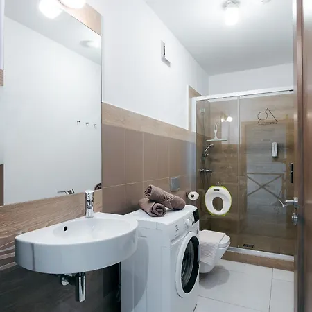 Sloneczny Chelm - W Gorach, Prywatna Sauna Jacuzzi Balia W Cenie, Spa, Grill, Stok Narciarski Myslenice, Sciezki Rowerowe, Rzeka Raba, Widok Na Tatry Lejlighed Myślenice