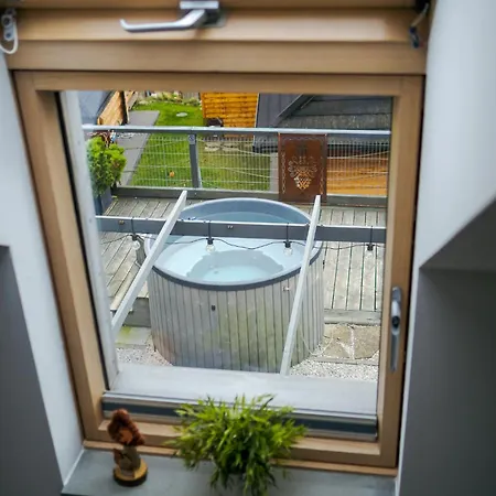 Sloneczny Chelm - W Gorach, Prywatna Sauna Jacuzzi Balia W Cenie, Spa, Grill, Stok Narciarski Myslenice, Sciezki Rowerowe, Rzeka Raba, Widok Na Tatry