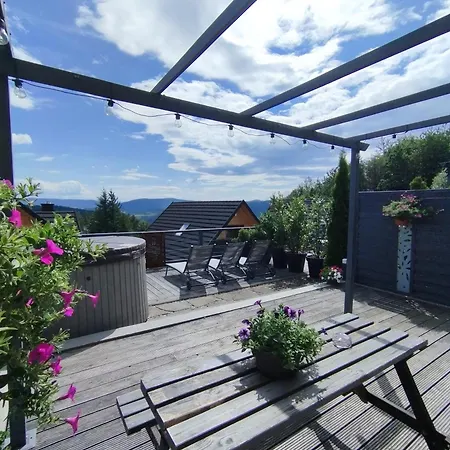 Sloneczny Chelm - W Gorach, Prywatna Sauna Jacuzzi Balia W Cenie, Spa, Grill, Stok Narciarski Myslenice, Sciezki Rowerowe, Rzeka Raba, Widok Na Tatry