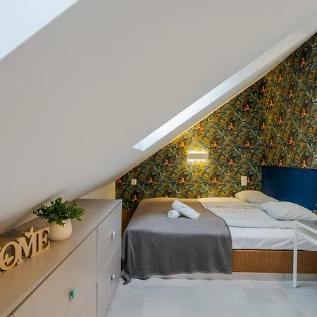 Lejlighed Sloneczny Chelm - W Gorach, Prywatna Sauna Jacuzzi Balia W Cenie, Spa, Grill, Stok Narciarski Myslenice, Sciezki Rowerowe, Rzeka Raba, Widok Na Tatry *